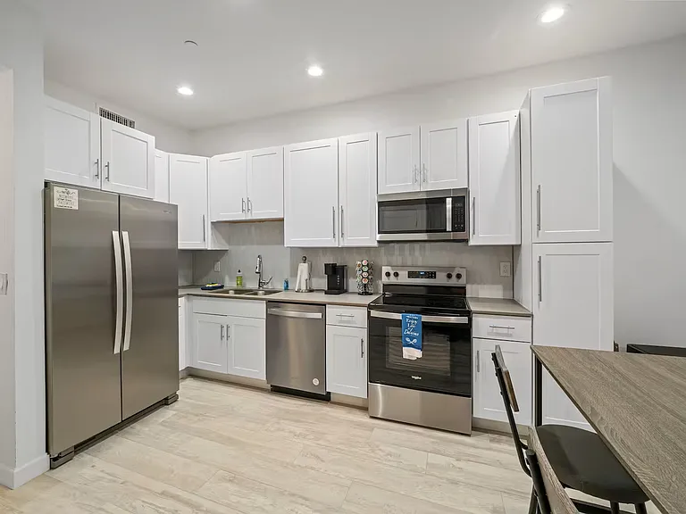 6643 E Monterey Way — Photo 5