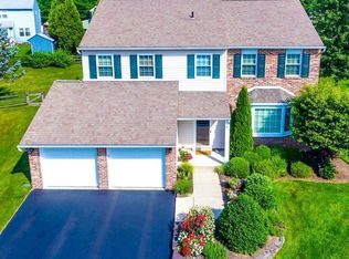 7 Tree Bark Cir, Horsham, PA 19044