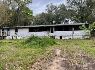 6413 Renee Cir, Milton, FL 32583