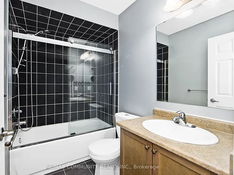 48 Riverwalk Pl — Photo 14