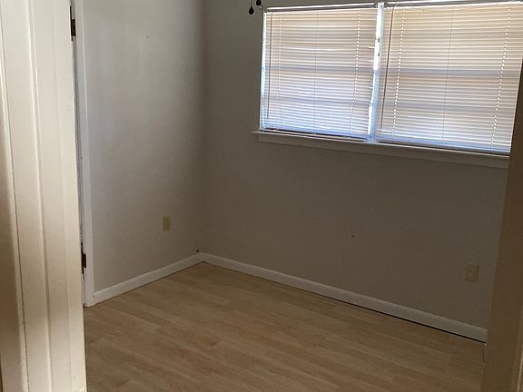 2nd image of 642 Long Dr