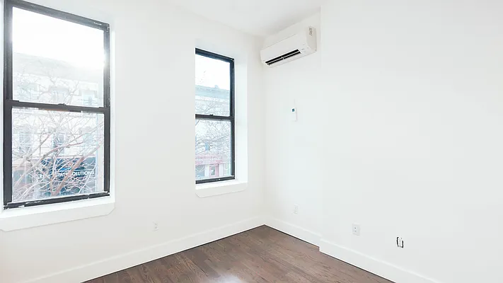Rented by Nooklyn NYC LLC | media 1