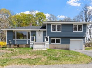 3 Smith Dr, Lunenburg, MA 01462