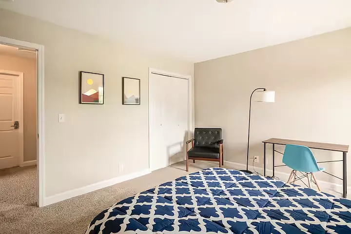 1726 Underwood St — Photo 5
