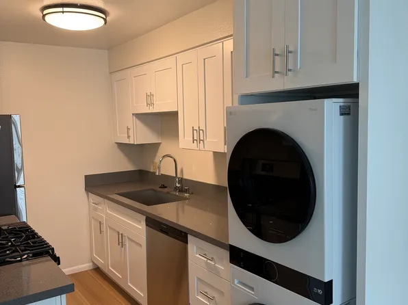 5358 Circle Dr, Sherman Oaks, CA