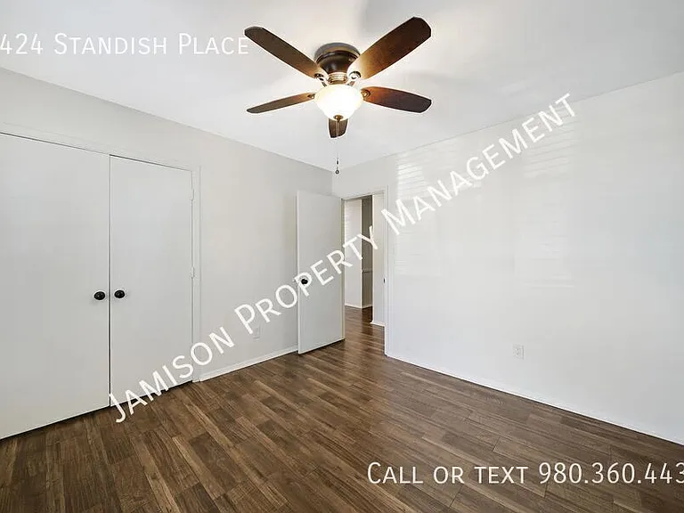 1424 Standish Pl — Photo 8