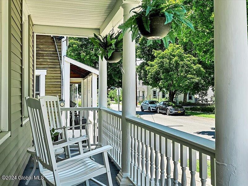 2nd image of 38 Oak Street