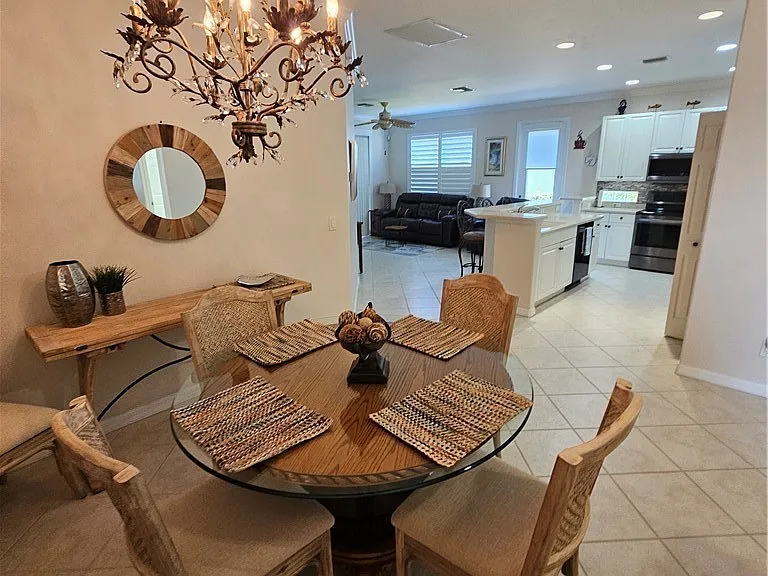 10518 Avila Cir — Photo 16