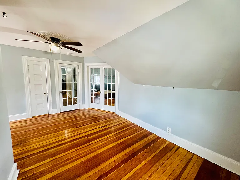 9 Beech St #3 — Photo 2