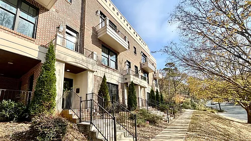 610 West Blvd Photo 1
