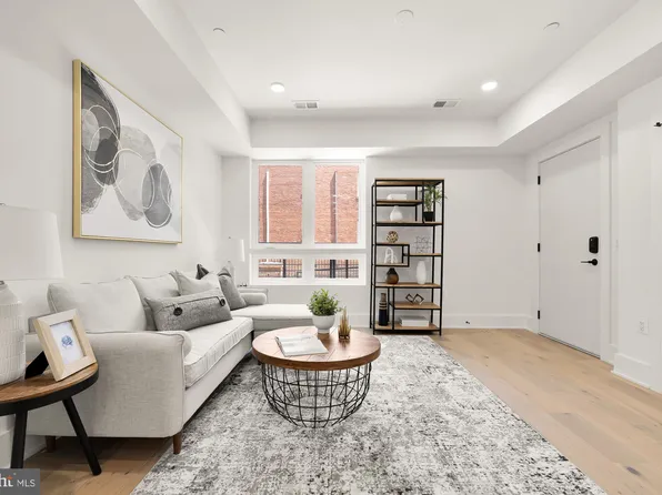 1006 Florida Ave NE #102, Washington, DC 20002