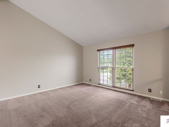 3rd image of 7403 Braun St