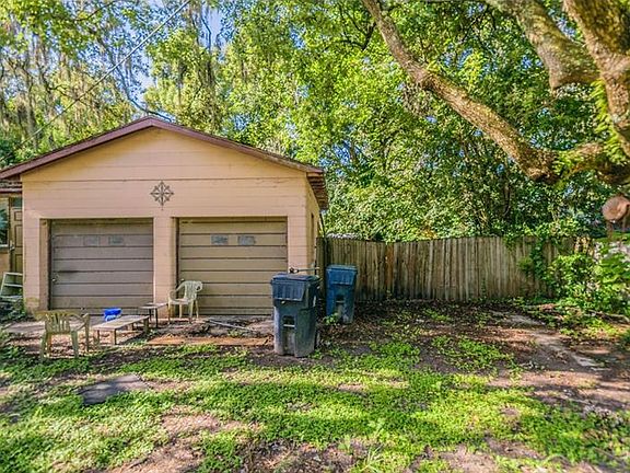 3rd image of 8426 N Boulevard