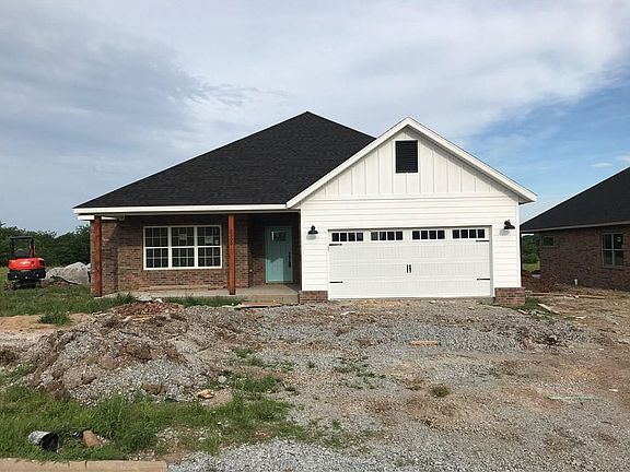 2nd image of 2308 Hope Ln