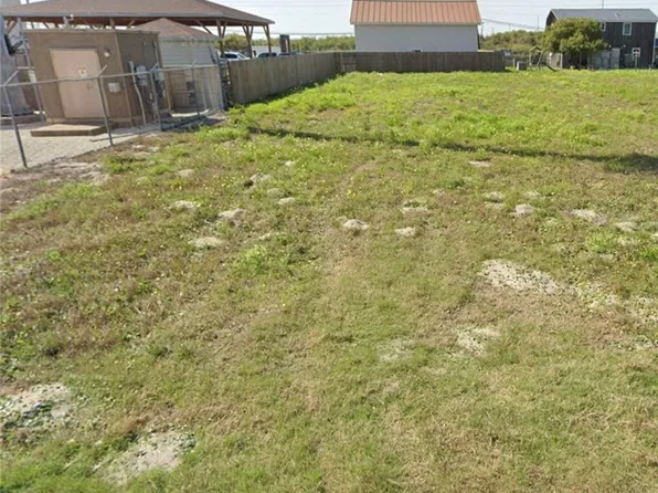 1918 Lynhurst St, Corpus Christi, TX 78418