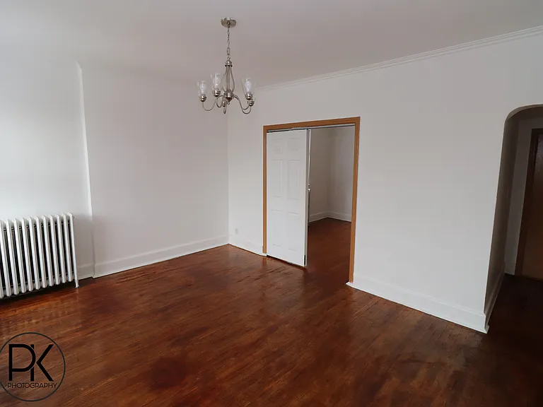 597 Leonard St #3R — Photo 5