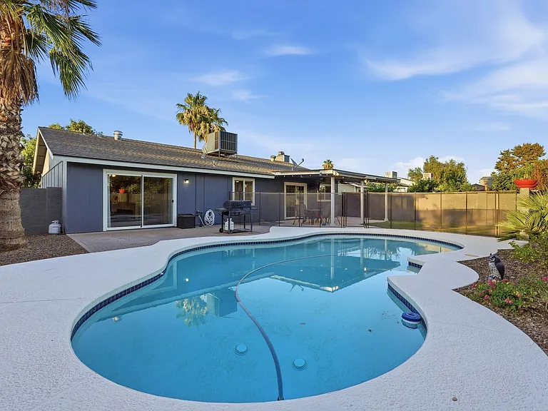 6823 E Grandview Dr — Photo 38