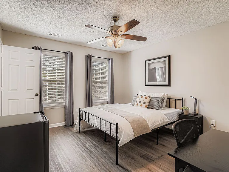 Osage Cir — Photo 1
