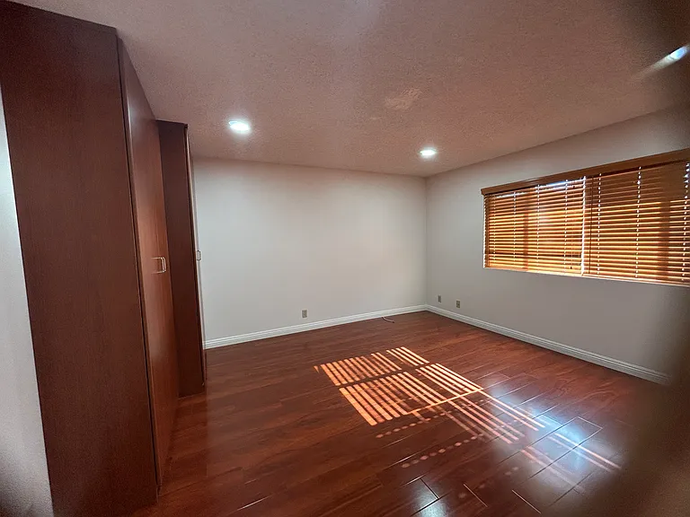 5249 Village Circle Dr — Photo 10