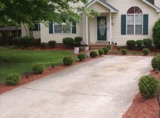 5816 Olivet Dr, Charlotte, NC 28227