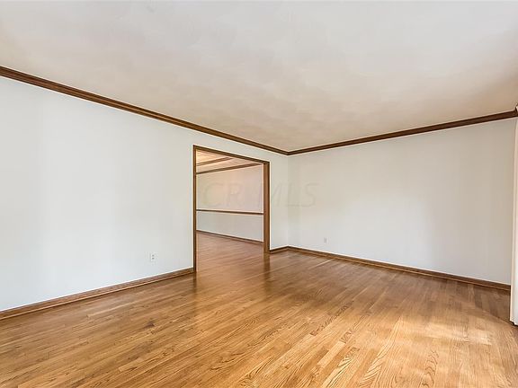 5th image of 410 Inglewood Dr