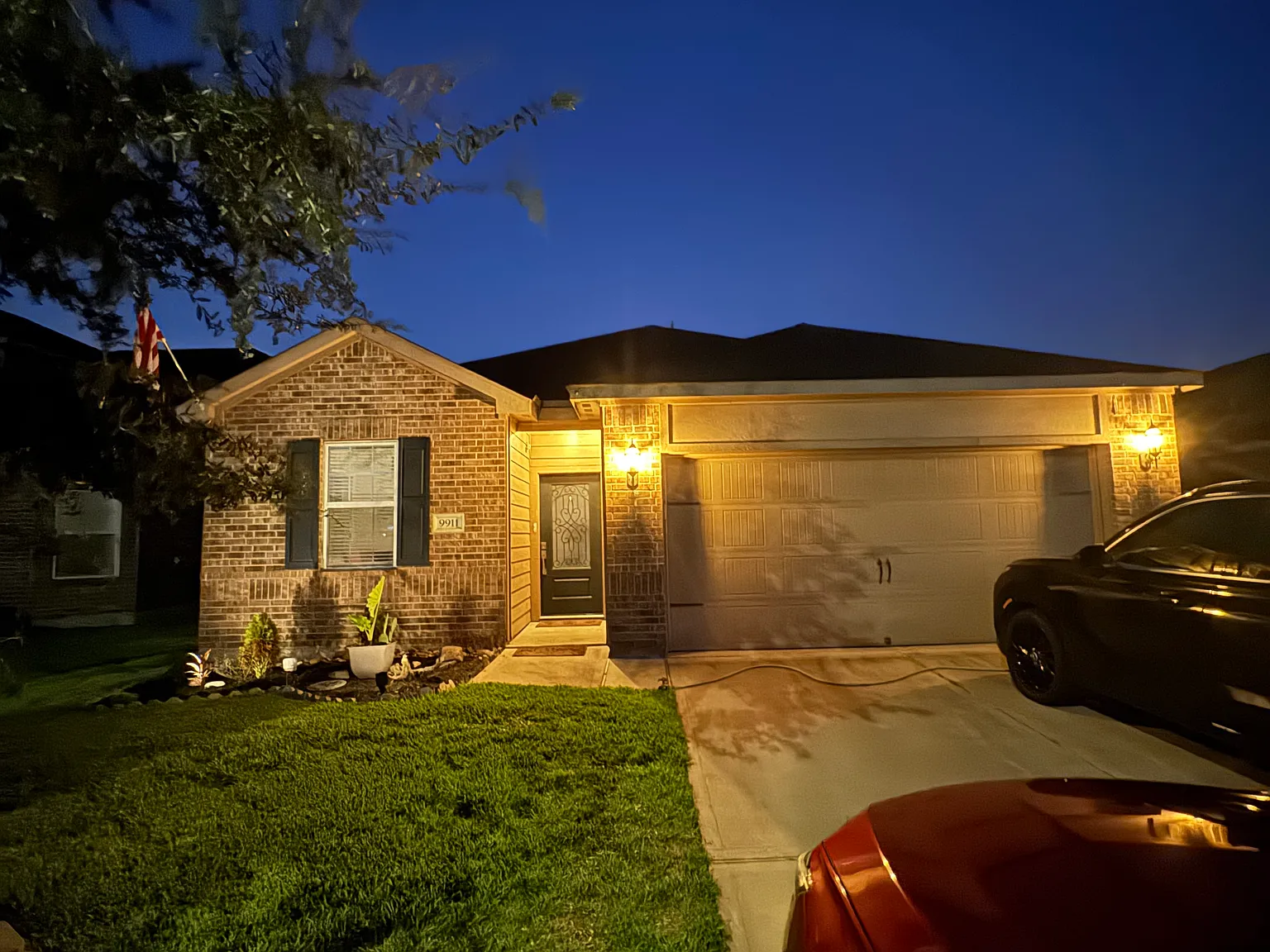 3 bed, 1581 sqft, $2,250 — Photo 1