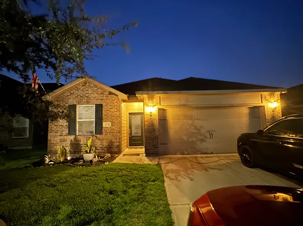 9911 Blue Sapphire Ln, Iowa Colony, TX 77583