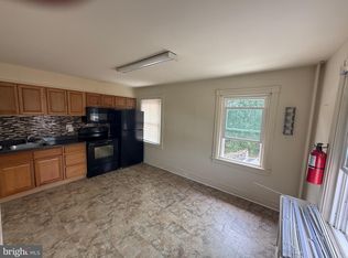 388 W Lancaster Ave, Wayne, PA 19087