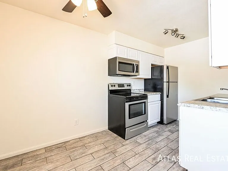 632 South St — Photo 22