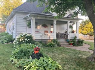 904 N Chestnut St, Kewanee, IL 61443