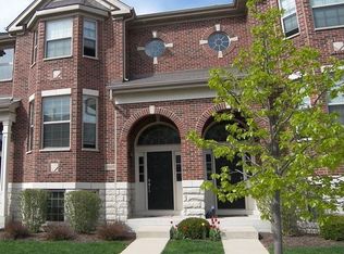 27W737 Hodges Way, Winfield, IL 60190