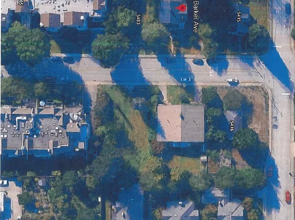 5449 Barker Ave, Burnaby, BC V5H 2N8