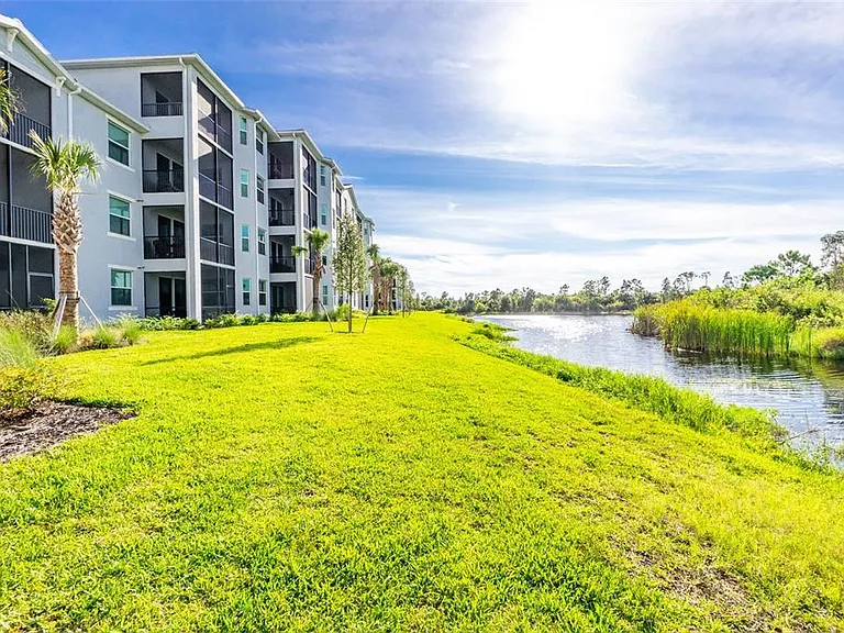 14141 Heritage Landing Blvd #935 — Photo 40