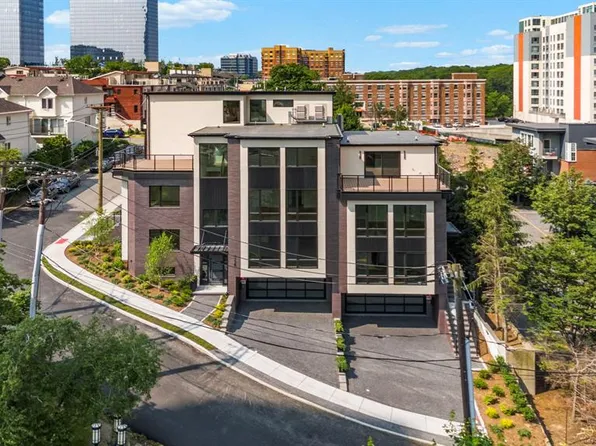 135 Old Palisade Rd #B, Fort Lee, NJ 07024