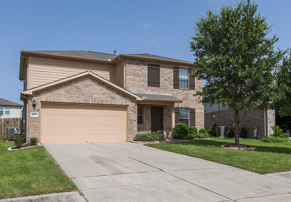 2nd image of 8034 Clover Leaf Dr