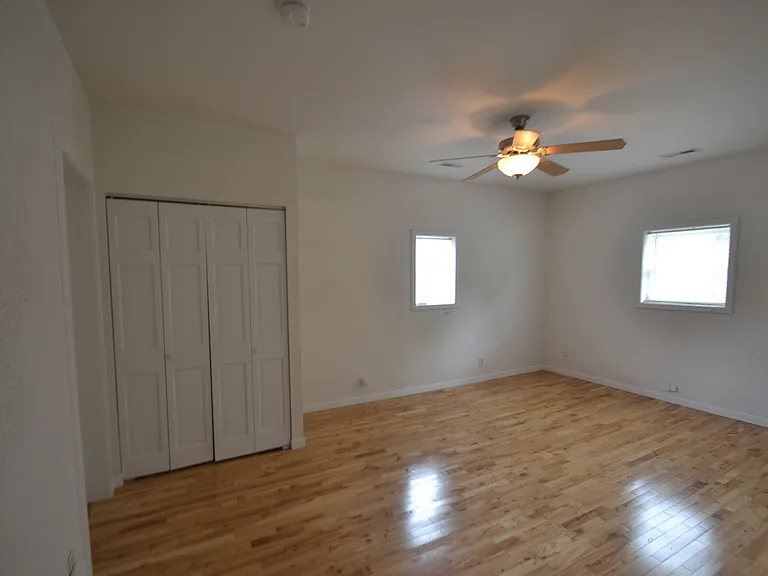 555 S Locust St #3 — Photo 2