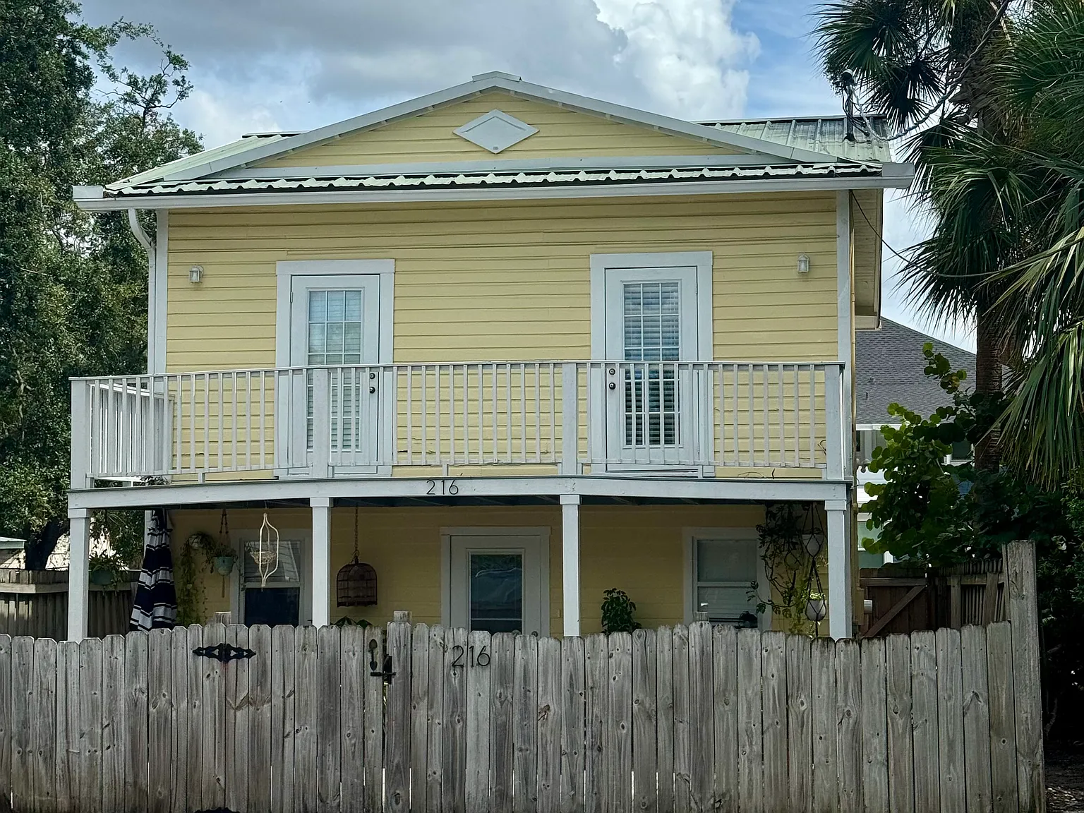 216 S Edison Ave — Photo 2
