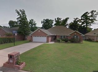22 Sugarloaf Loop, Maumelle, AR 72113