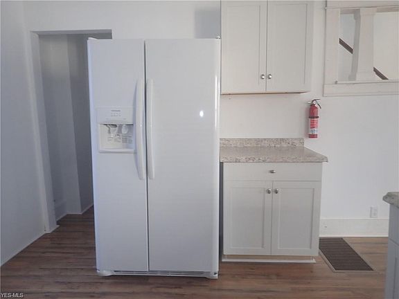 5th image of 71 6th St NW #73