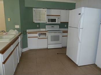 4th image of 6752 Plantation Pines Blvd
