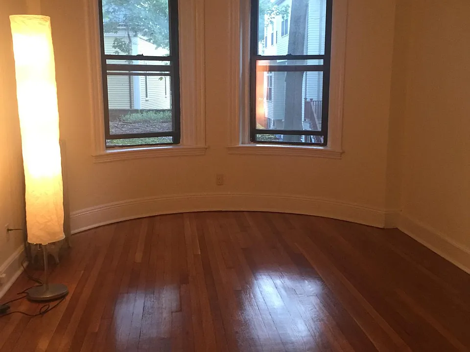 38 Winchester St #5