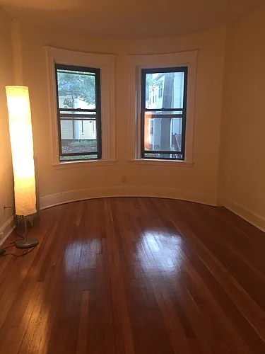 38 Winchester St #5 Photo 1