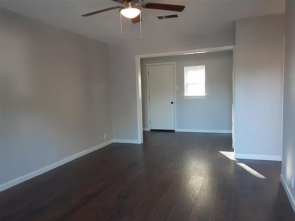 4th image of 4318 Hensley Ct #2