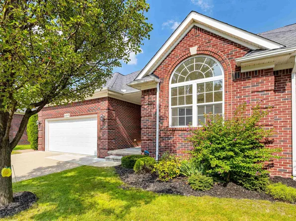 44305 Saturn Dr, Sterling Heights, MI 48314