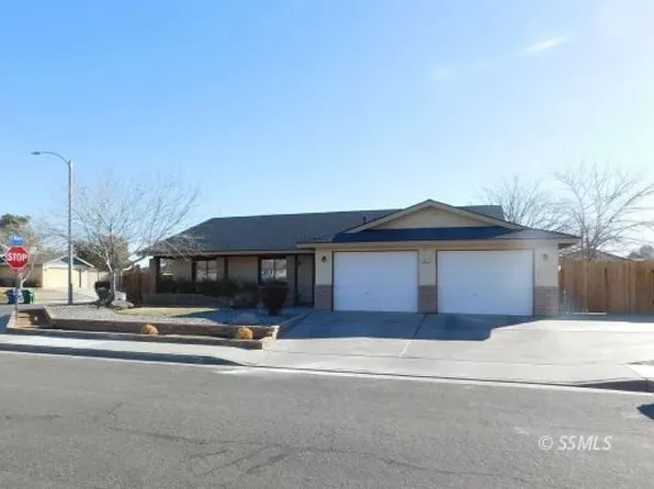 402 S Desert Candles St, Ridgecrest, CA 93555