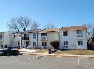 196 N Cottage Rd, Sterling, VA 20164