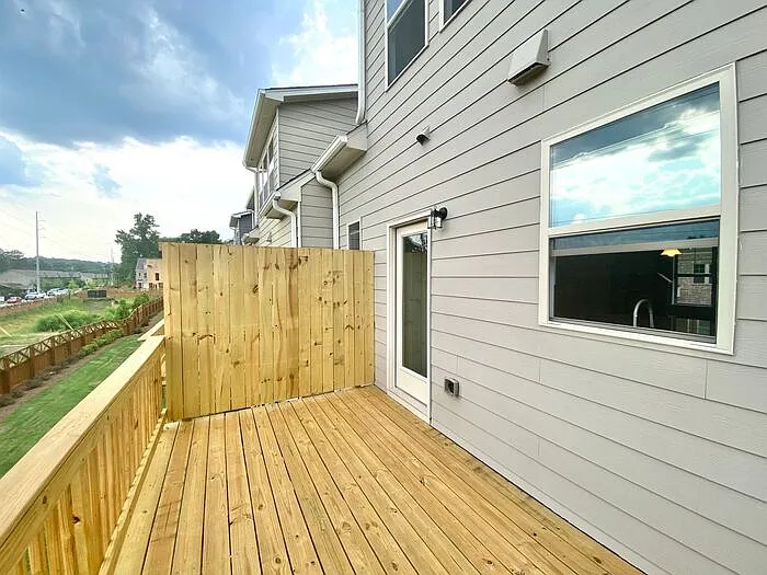 230 Mahone Dr — Photo 12