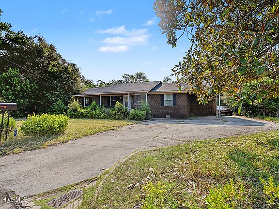 2nd image of 307 Wiley Avenue
