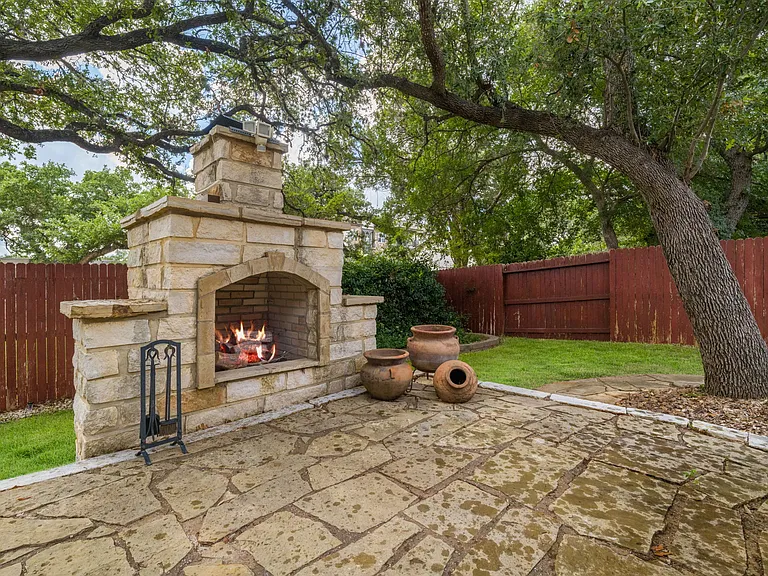 10803 Newcroft Pl — Photo 37