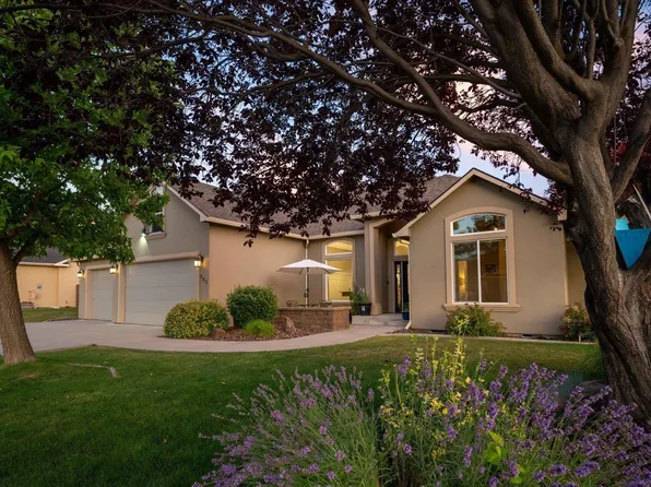 461 Cherry Blossom Loop, Richland, WA 99352